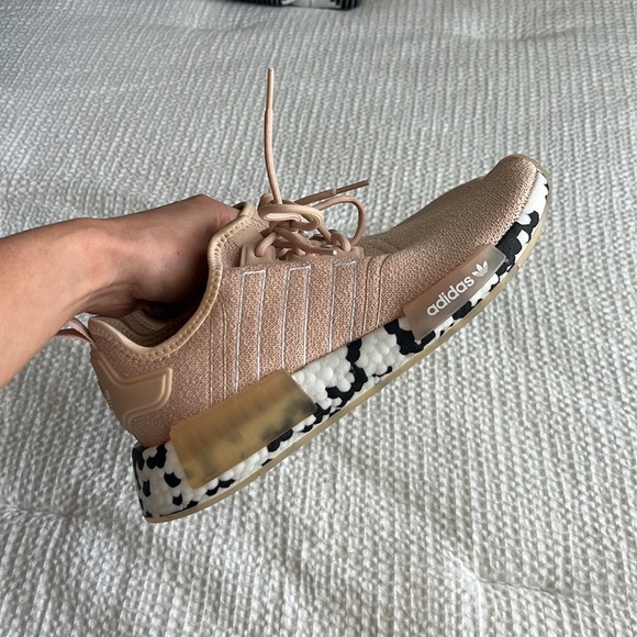 Adidas NMDs _R1 - Picture 7 of 7